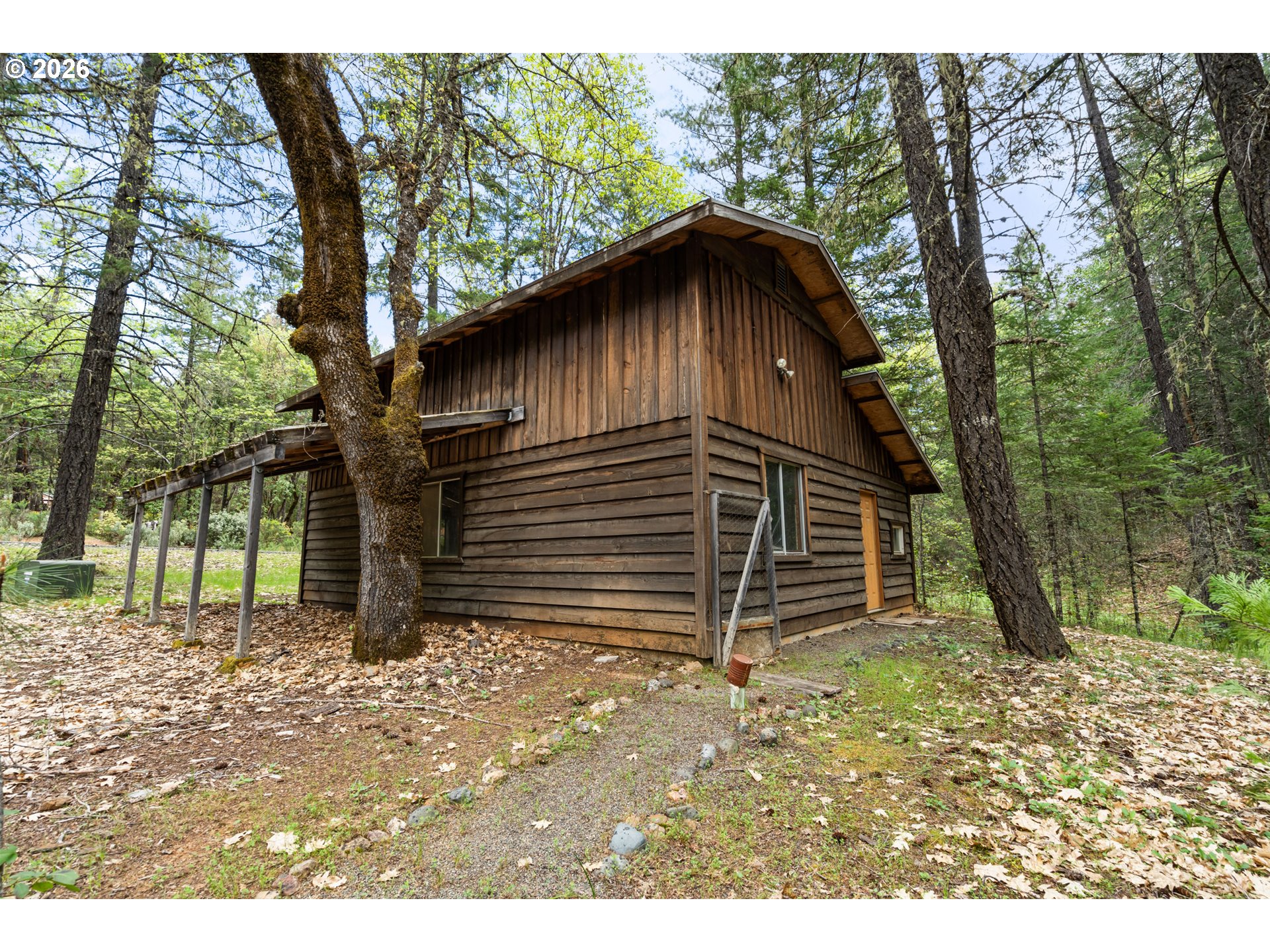 453 Glendon Road Cave Junction, OR 97523 - Photo 28 of 48