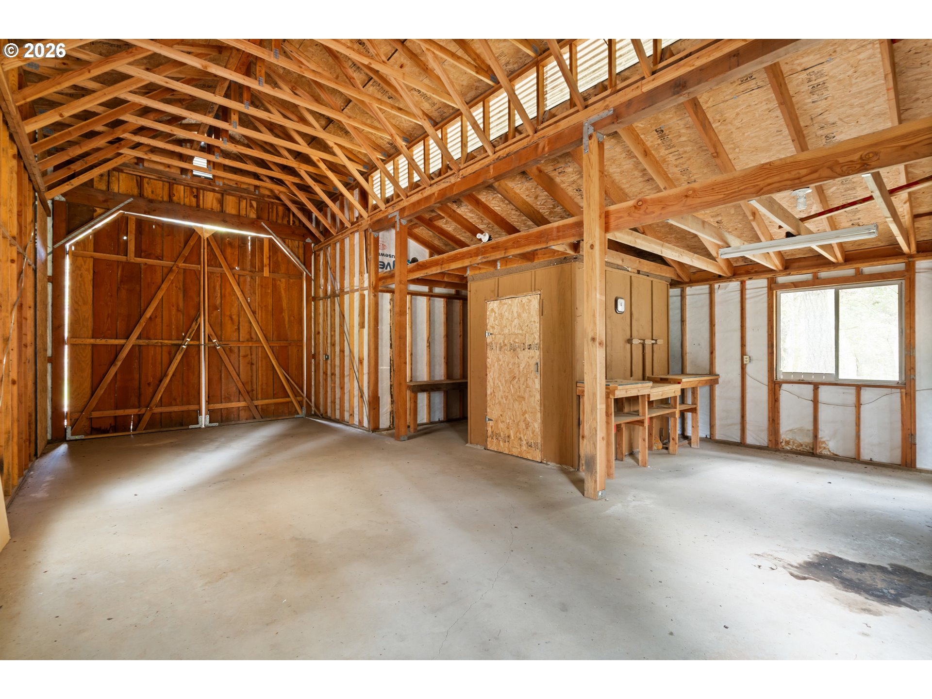 453 Glendon Road Cave Junction, OR 97523 - Photo 31 of 48