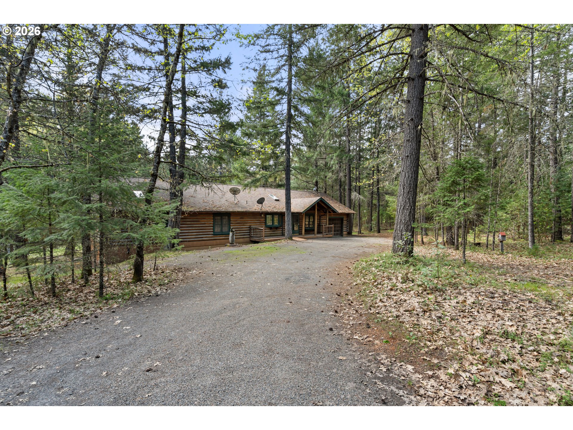 453 Glendon Road Cave Junction, OR 97523 - Photo 32 of 48