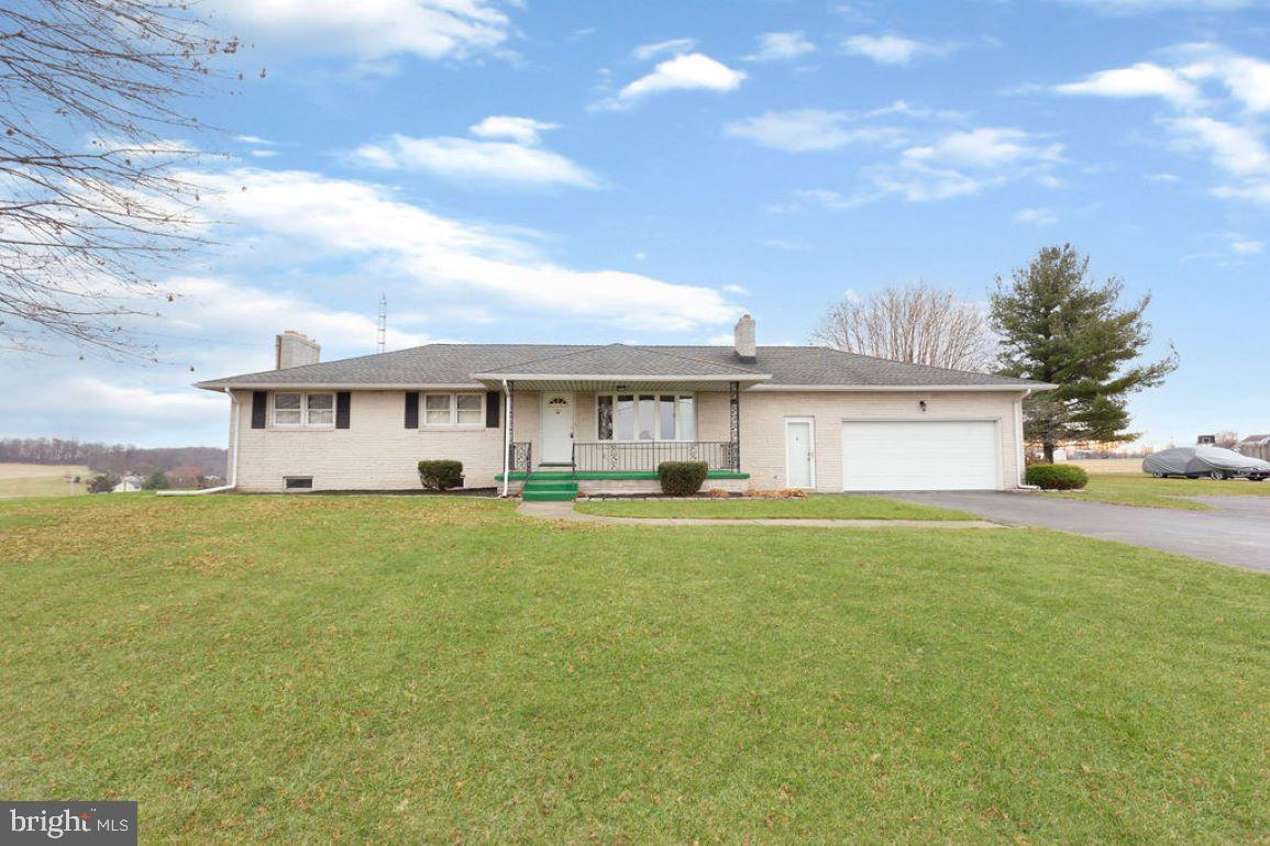 670 Winterstown Road Red Lion, PA 17356 - Photo 2 of 30