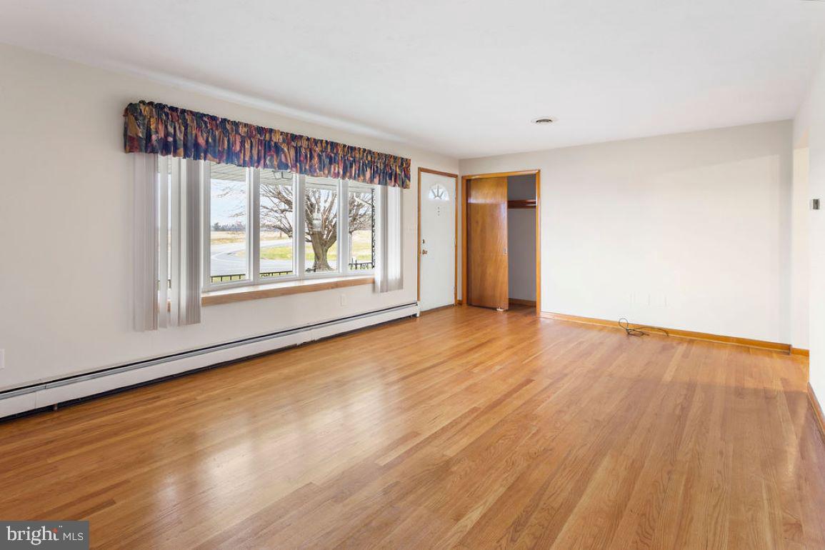 670 Winterstown Road Red Lion, PA 17356 - Photo 3 of 30