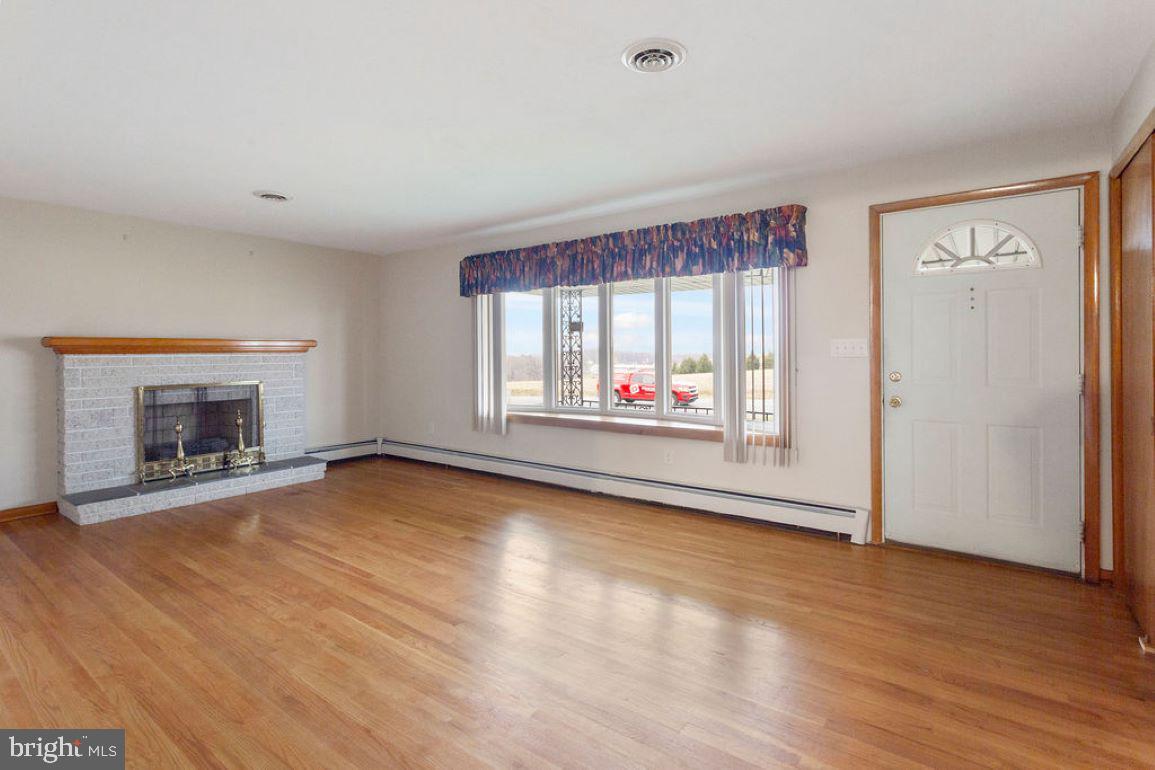 670 Winterstown Road Red Lion, PA 17356 - Photo 4 of 30