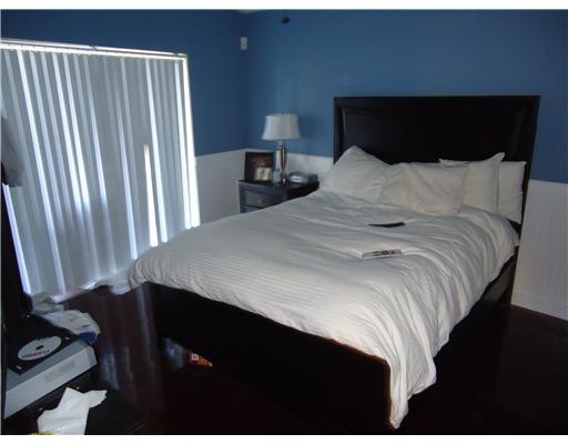 1080 Via Jardin Riviera Beach, FL 33418 - Photo 5 of 7 Additional Photo