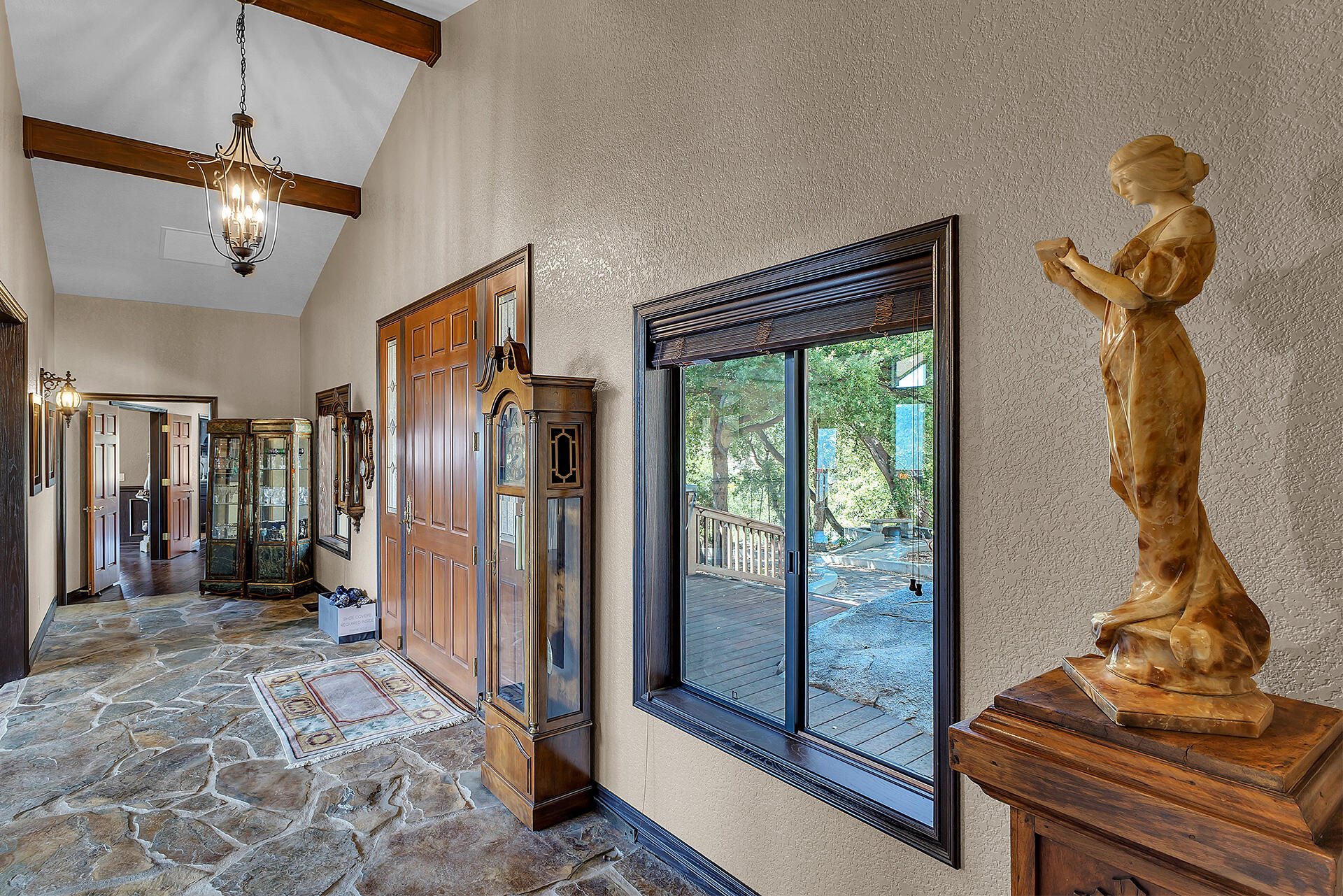 24740 Pioneer Road Idyllwild, CA 92549 - Photo 6 of 59 a very nice looking room with a large mirror