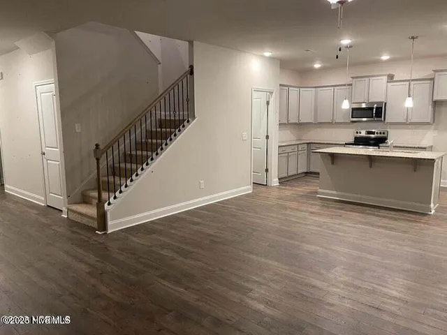 $384,300 | 178 Poker House Road, Grimesland, NC 27837