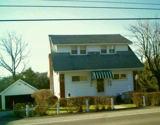 208 Fairmont Road Chicora, PA 16025 - Photo 1 of 8 Exterior Front.