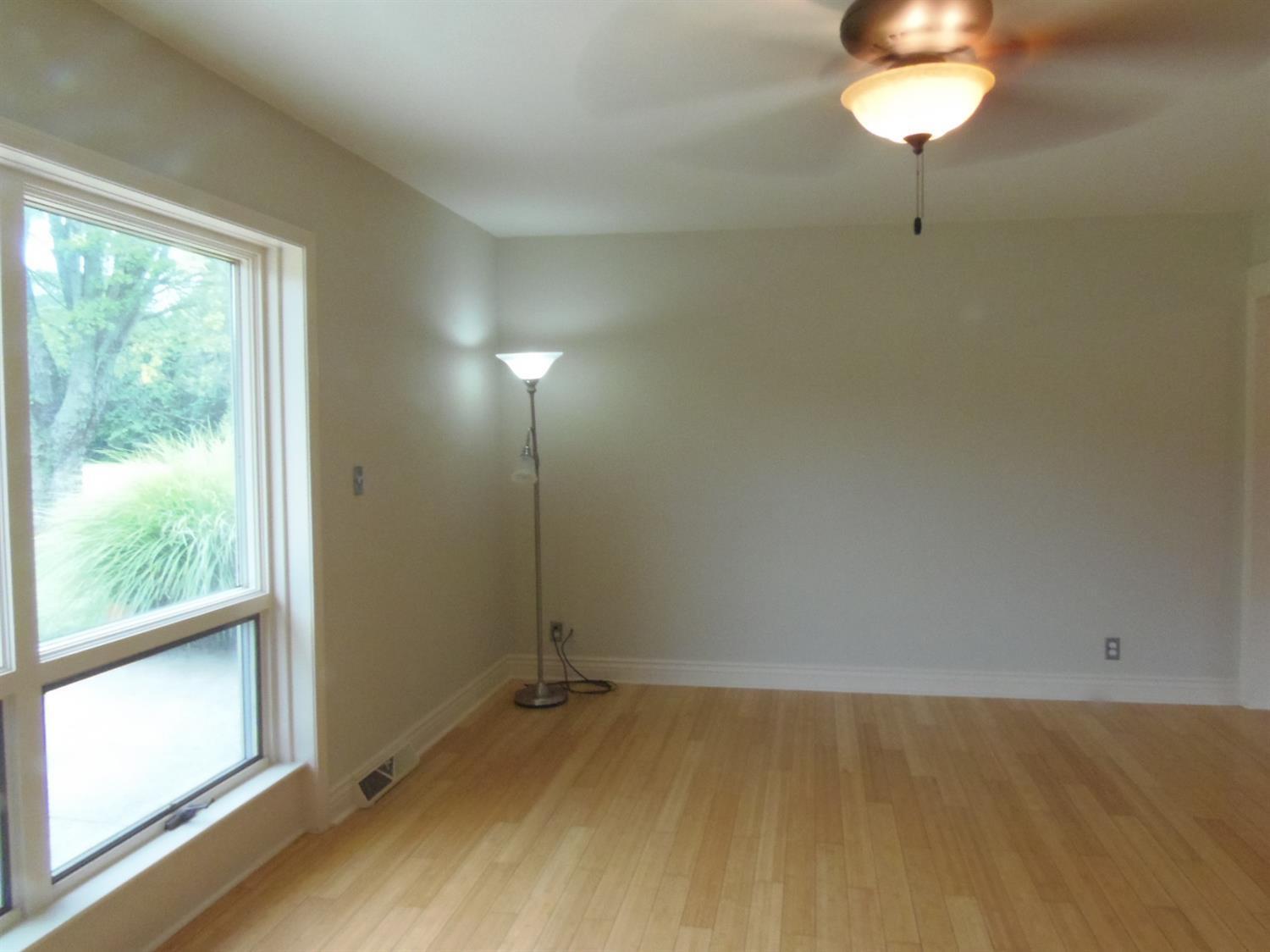 467 Warwick Road Hamilton, OH 45013 - Photo 11 of 32