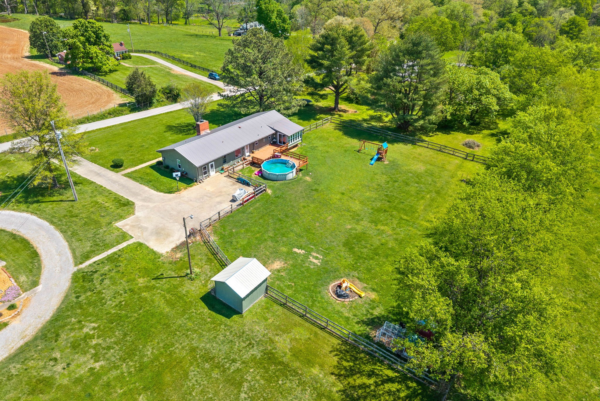 558 Bumpus Road Cunningham, TN 37052 - Photo 47 of 64 an aerial view of a house