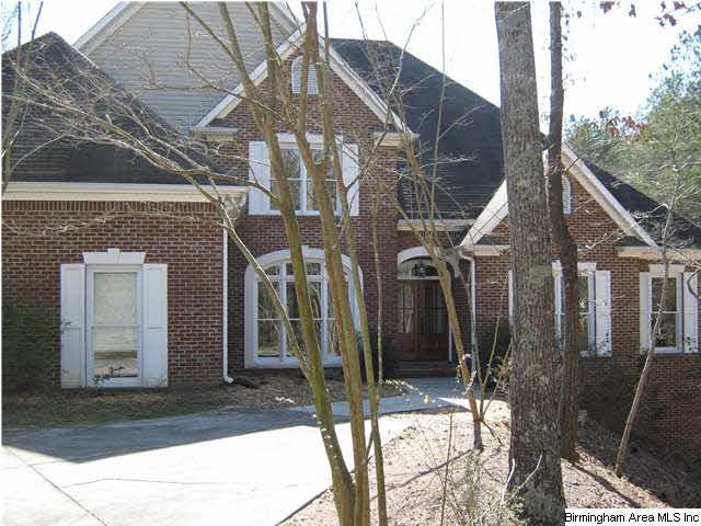 132 Windsor Circle Pelham, AL 35124 - Photo 2 of 32