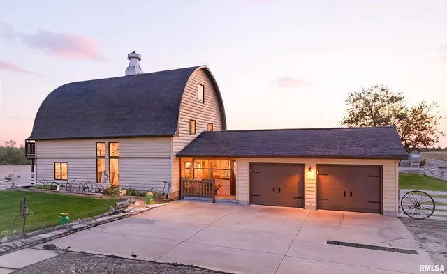 $460,000 | 17297 Highway 92, Columbus Junction, IA 52738