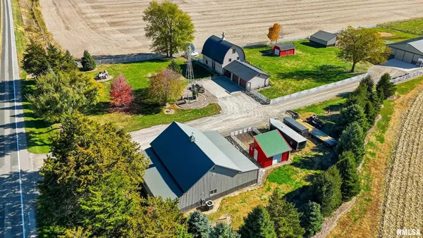 $460,000 | 17297 Highway 92, Columbus Junction, IA 52738