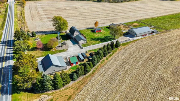 $460,000 | 17297 Highway 92, Columbus Junction, IA 52738