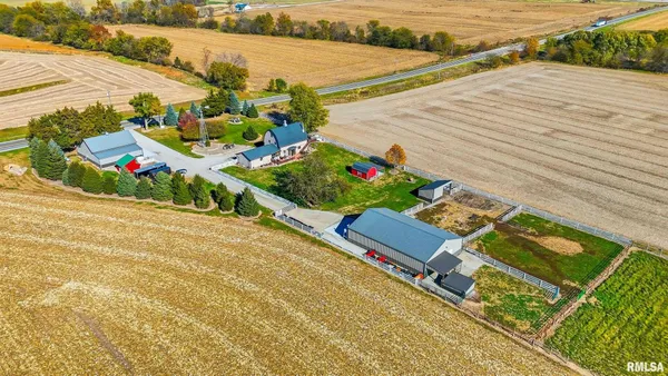 $460,000 | 17297 Highway 92, Columbus Junction, IA 52738