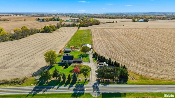 $460,000 | 17297 Highway 92, Columbus Junction, IA 52738