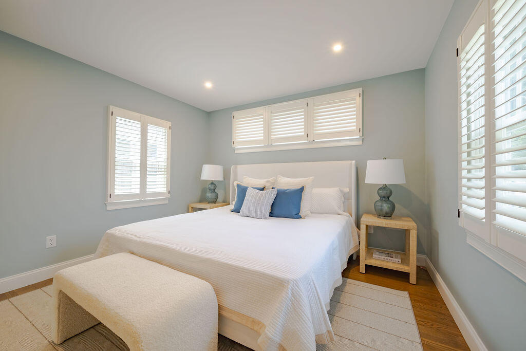 39 Bay Shore Road Hyannis, MA 02601 - Photo 27 of 63 a bedroom with a large bed and a window