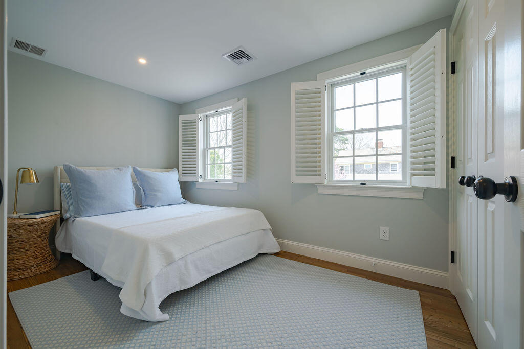 39 Bay Shore Road Hyannis, MA 02601 - Photo 39 of 63 Bedroom 4