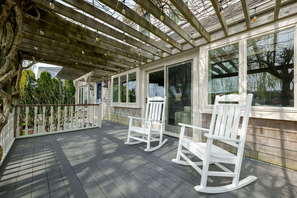 39 Bay Shore Road Hyannis, MA 02601 - Photo 45 of 63 Front deck