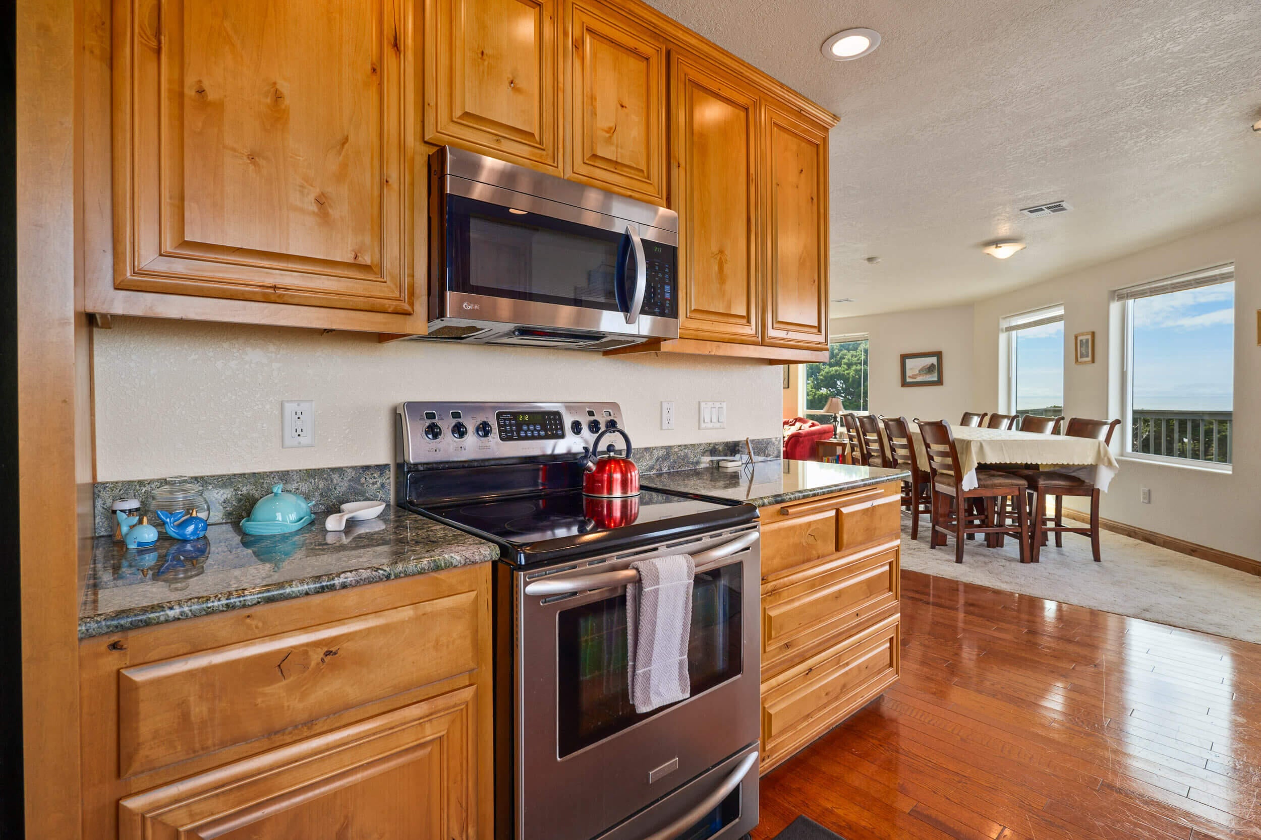 33320 Ophir Road Gold Beach, OR 97444 - Photo 11 of 53 33320OphirRd-017