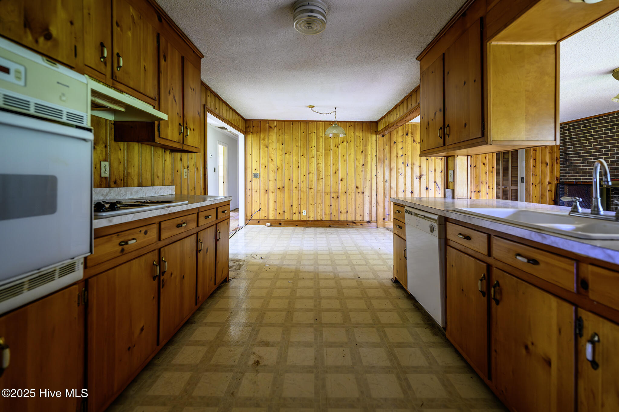 205 Hudnell Road Vanceboro, NC 28586 - Photo 14 of 71 Kitchen
