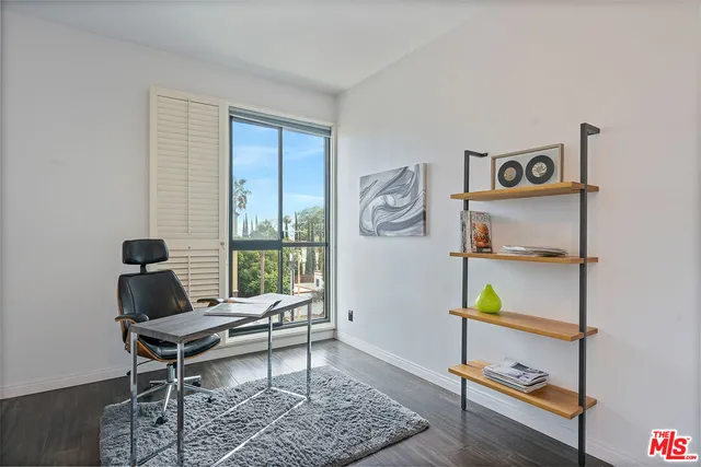 $5,195 | 2175 South Beverly Glen Boulevard, Unit 403, Los Angeles, CA 90025
