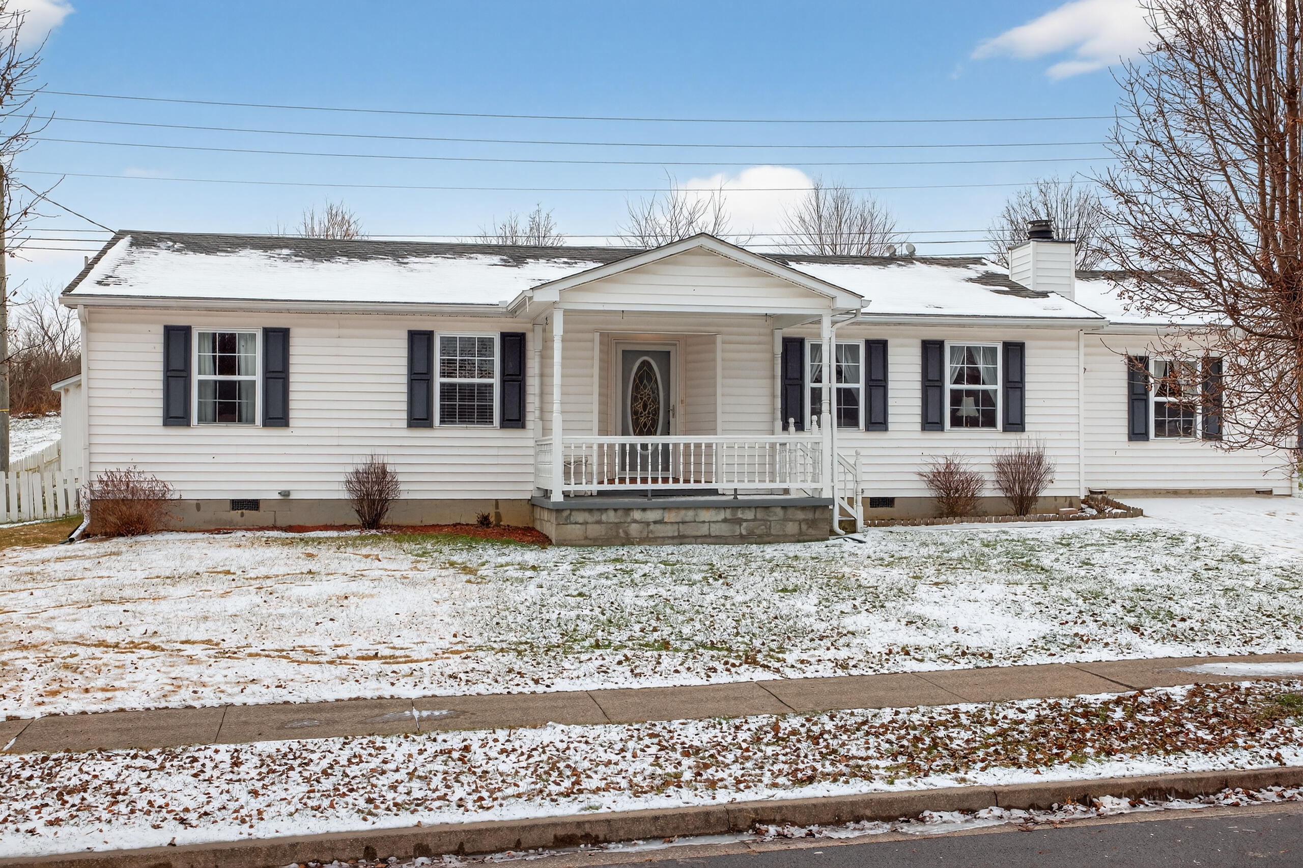 420 Willowbrook Road Winchester, KY 40391 - Photo 1 of 32 Welcome home!