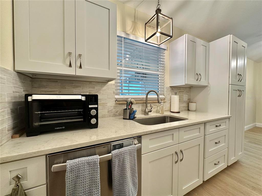 6156 Thorman Road Port Charlotte, FL 33981 - Photo 15 of 55 Gallery Image 15