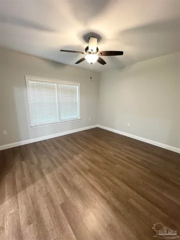 $1,800 | 3294 Damon Drive, Milton, FL 32583