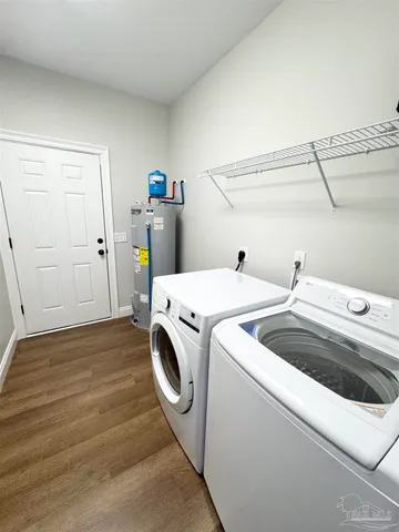 $1,800 | 3294 Damon Drive, Milton, FL 32583