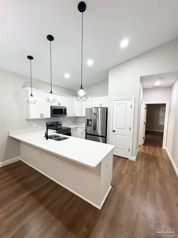 $1,800 | 3294 Damon Drive, Milton, FL 32583