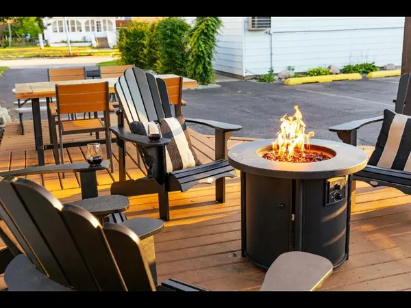$1,900,000 | 710 West Ludington Avenue, Ludington, MI 49431