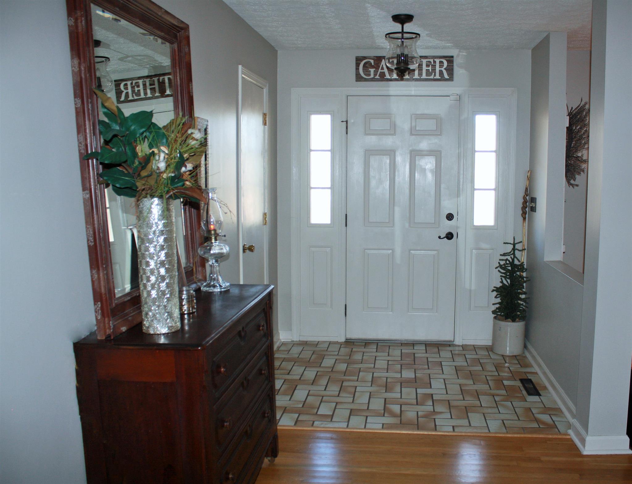 306 Lee Road Dickson, TN 37055 - Photo 12 of 29 Front door entrance