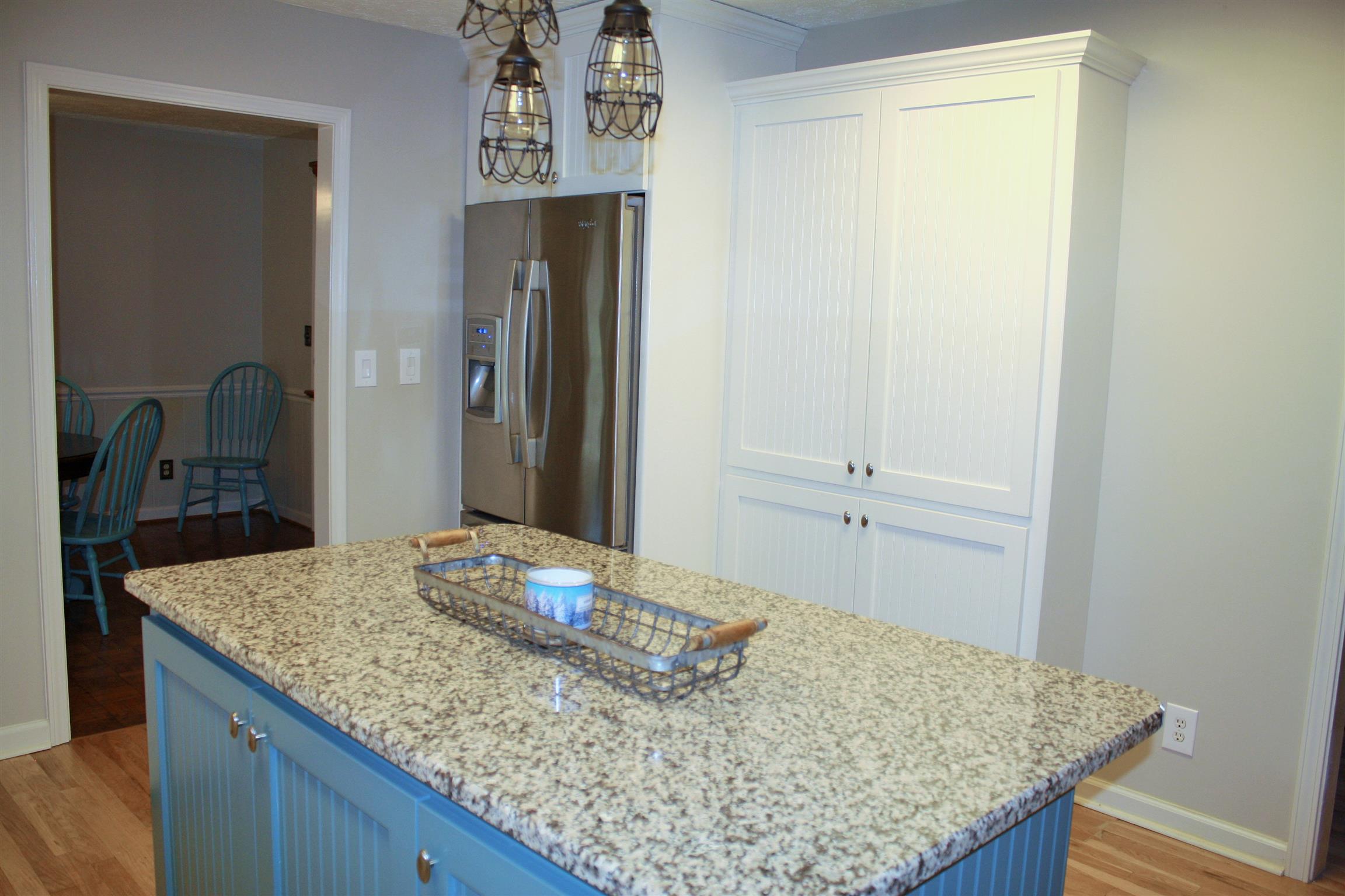 306 Lee Road Dickson, TN 37055 - Photo 19 of 29 Stainless steel appliances and plenty of storage