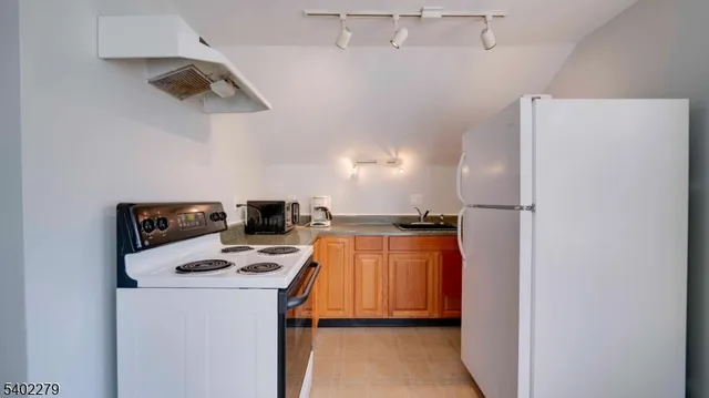 $1,475 | 286 Belvidere Avenue, Unit C, Washington, NJ 07882