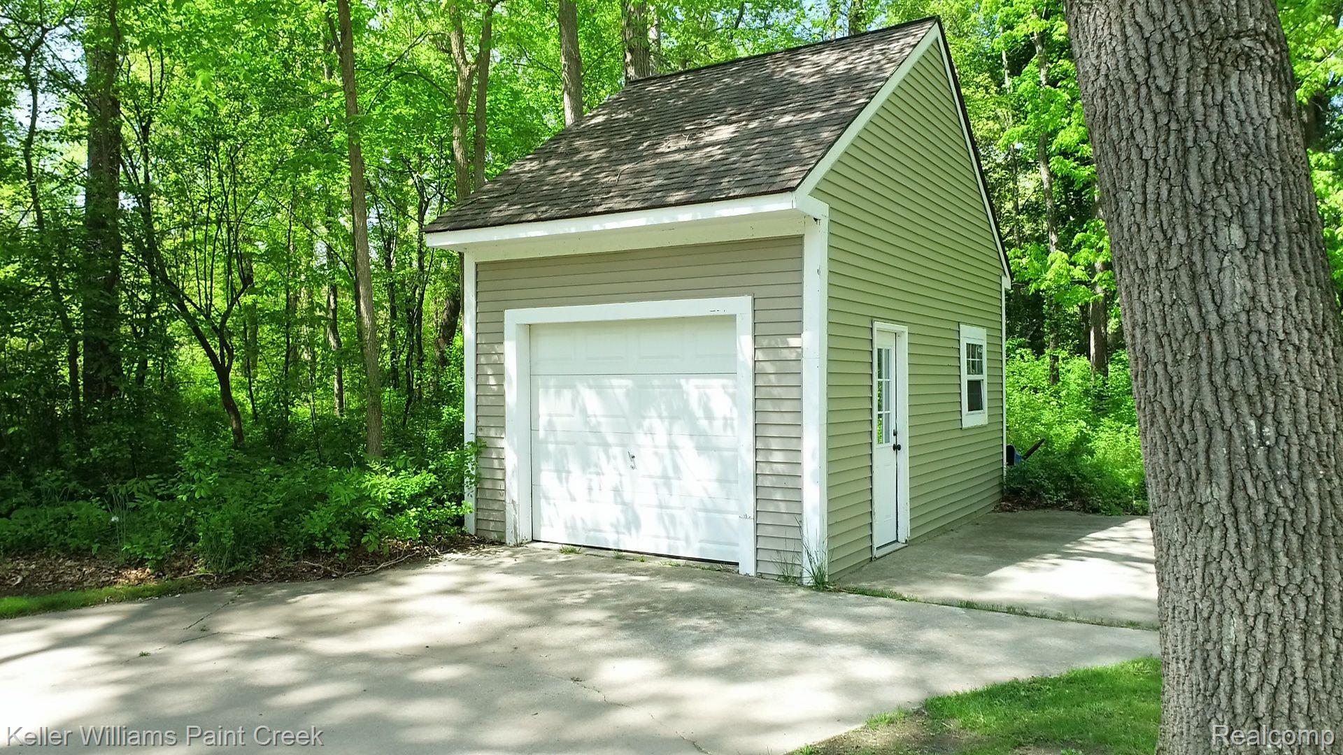 970 Rochester Road Leonard, MI 48367 - Photo 75 of 92 Gallery Image 75