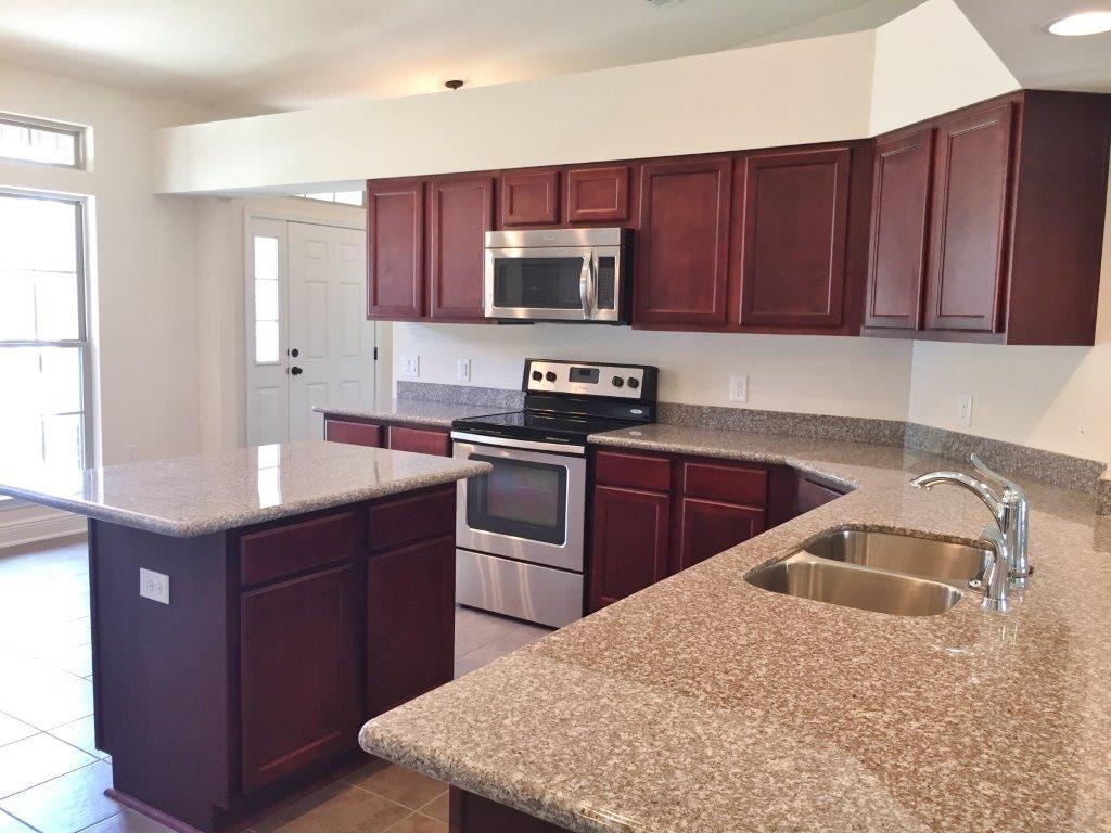 5666 Cane Syrup Circle Pace, FL 32571 - Photo 8 of 44 Gallery Image 8