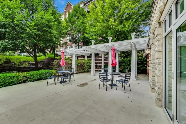 $267,900 | 7753 Van Buren Street, Unit 206, Forest Park, IL 60130