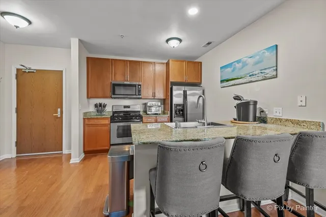 $269,900 | 7753 Van Buren Street, Unit 206, Forest Park, IL 60130