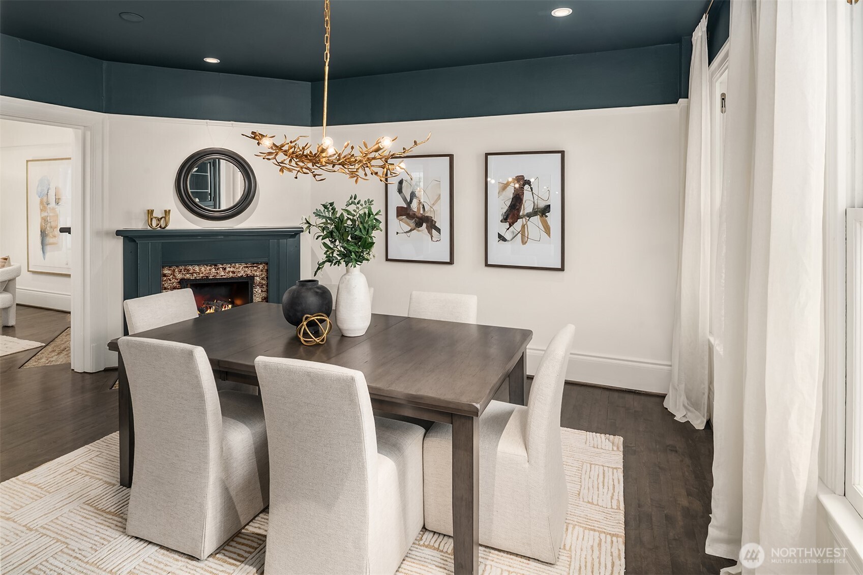 4004 Washington Avenue Seattle, WA 98199 - Photo 13 of 40