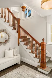 $1,999,000 | 4004 Washington Avenue, Seattle, WA 98199