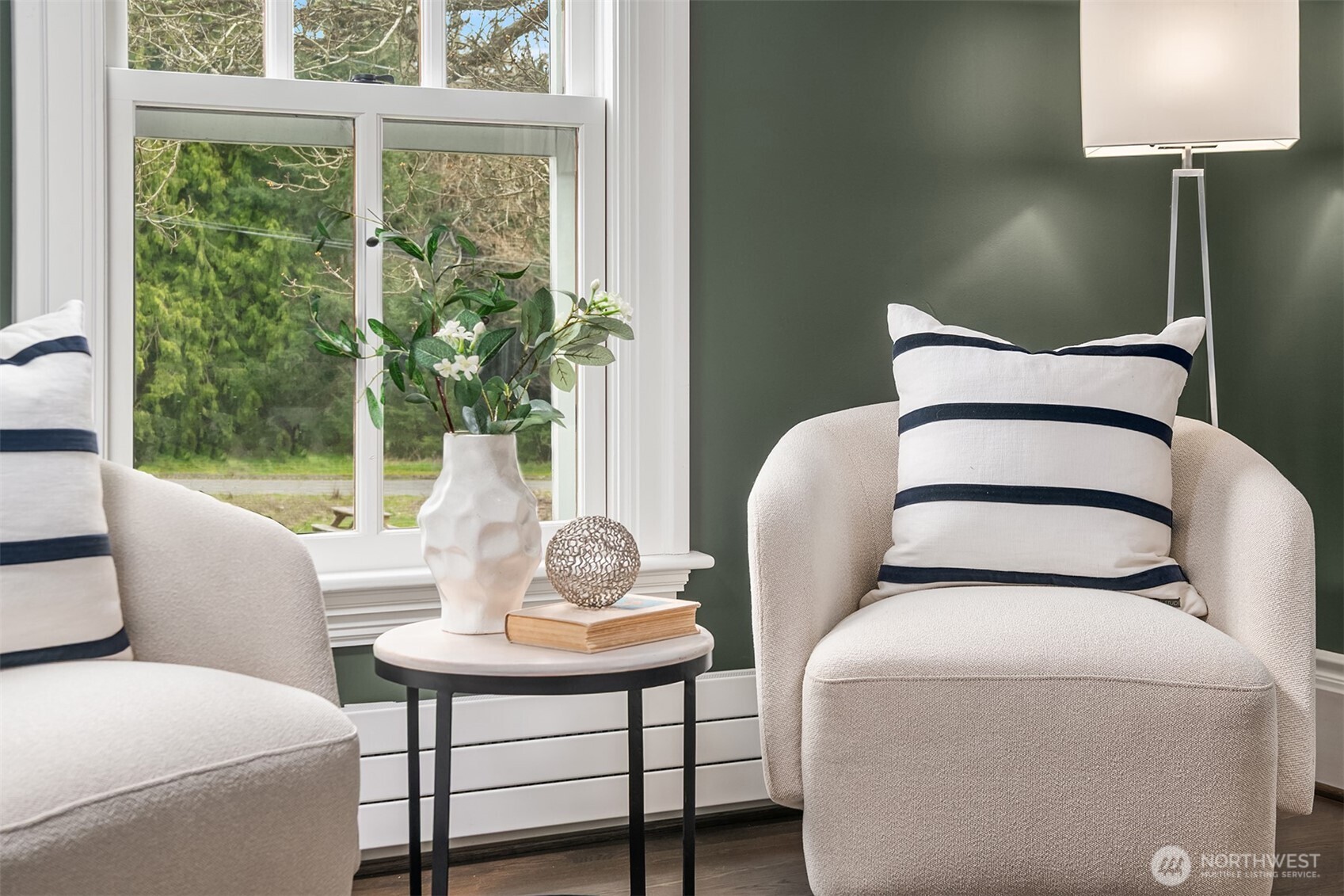 4004 Washington Avenue Seattle, WA 98199 - Photo 25 of 40