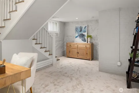 $1,999,000 | 4004 Washington Avenue, Seattle, WA 98199
