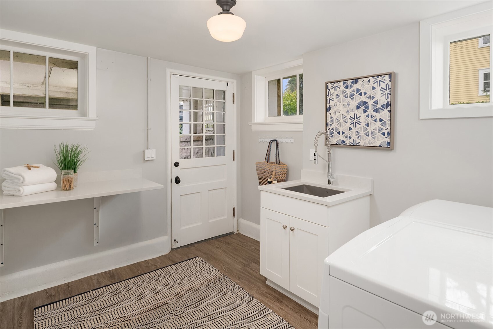 4004 Washington Avenue Seattle, WA 98199 - Photo 35 of 40