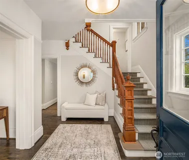 $1,999,000 | 4004 Washington Avenue, Seattle, WA 98199