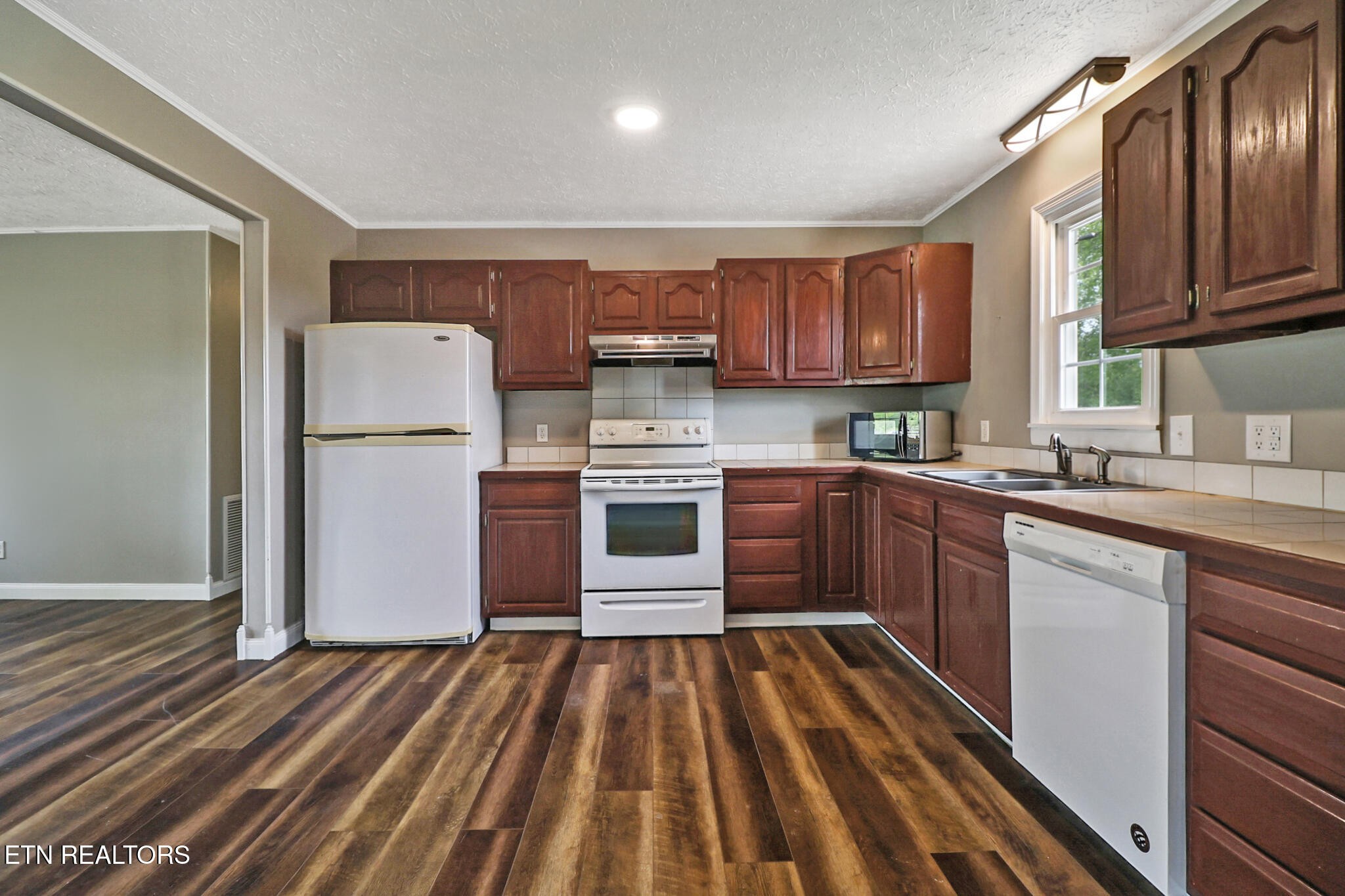 5209 Plateau Road Crossville, TN 38571 - Photo 13 of 37 Gallery Image 13