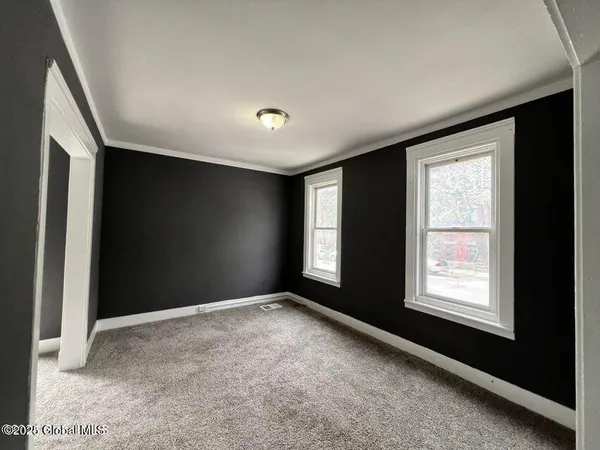 $1,650 | 128 Dove Street, Unit 1, Albany, NY 12202
