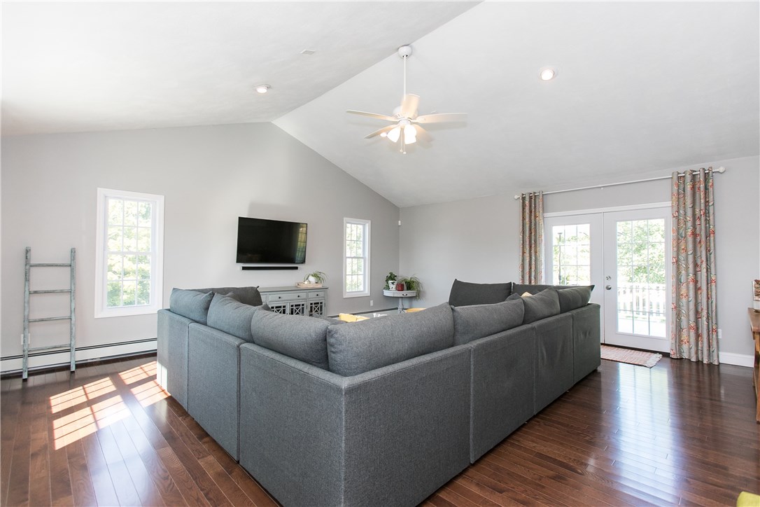 67 Scarborough Road Cumberland, RI 02864 - Photo 23 of 39 Gallery Image 23
