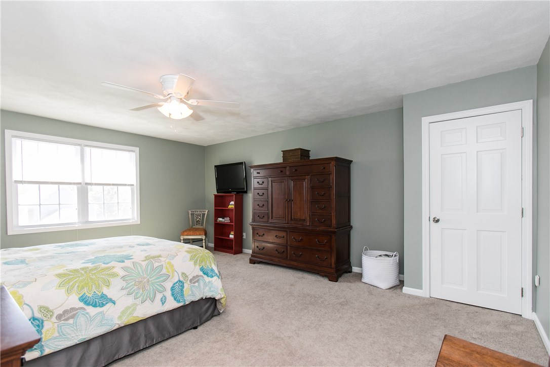 67 Scarborough Road Cumberland, RI 02864 - Photo 28 of 39 Gallery Image 28