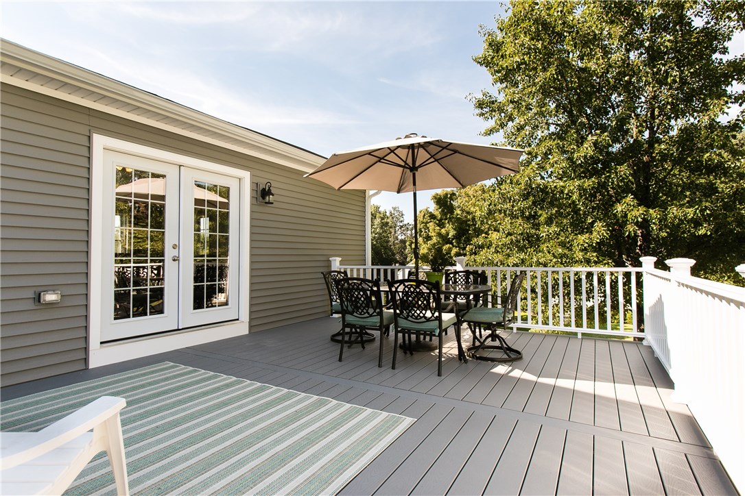 67 Scarborough Road Cumberland, RI 02864 - Photo 36 of 39 Gallery Image 36