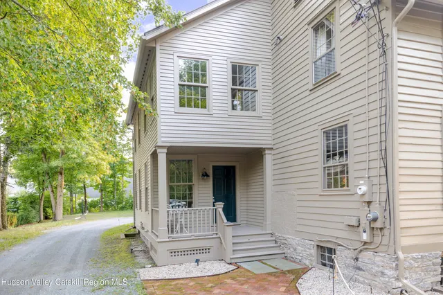 $1,385,000 | 16 Hudson Street, Kinderhook, NY 12106