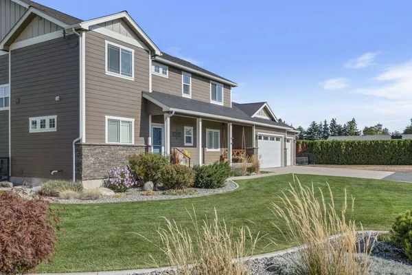 $1,149,000 | 19631 East Buckeye Avenue, Otis Orchards, WA 99027